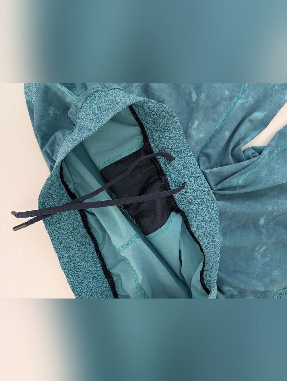 Lululemon Men's L Teal Tie-Dye 10" Liner Less Athletic T.H.E Short Pockets - Picture 5 of 7